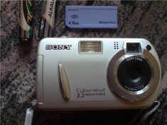 Vand aparat foto Sony Cyber-Shot DSC-P32 in stare buna foto