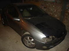 Dezmembrez Opel Tigra 1.6 Benzina 16V 1997 foto