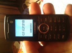 samsung e 2121b foto