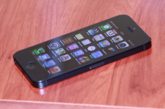 iPhone 5 32Gb Black Neverlocked impecabil ca nou accesorii originale garantie 9 luni foto