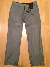 Pantaloni model gen ZARA, costum/casual barbati, moderni, noi, drepti, sigilati foto