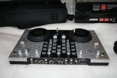 Hercules 4-mx DJ Controller foto