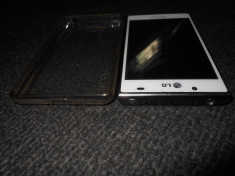 Vand LG Optimus L7,telefonul arata foarte bine fiind tinut numai in husa si cu folie pe ecran foto