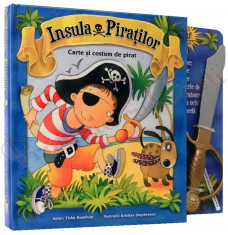 Insula Piratilor - Carte si costum de pirat foto