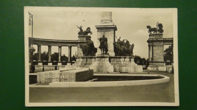 Vedere Budapesta-Monumentul Milenium si al eroilor cazuti in lupta-1939 foto