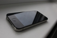 Iphone 4, 8 GB, stare buna, codat mobilkom austria,ios 7 foto