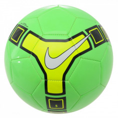 Minge fotbal Nike - Nr. 5 - Import Anglia - 02350 foto