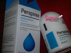 Antiperspirant Perspirex Deodorant Roll-on Transpiratie Abundenta foto