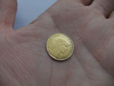 Moneda aur 10 Francs 1910 foto
