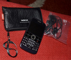 Vand Nokia E5 Mov in stare foarte buna foto