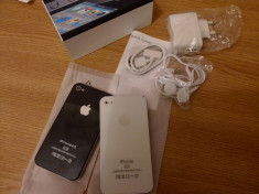 Replica Iphone 4S dual sim White / Black , display 3.2 inci, cu logo - telefon NOU , pachet complet foto