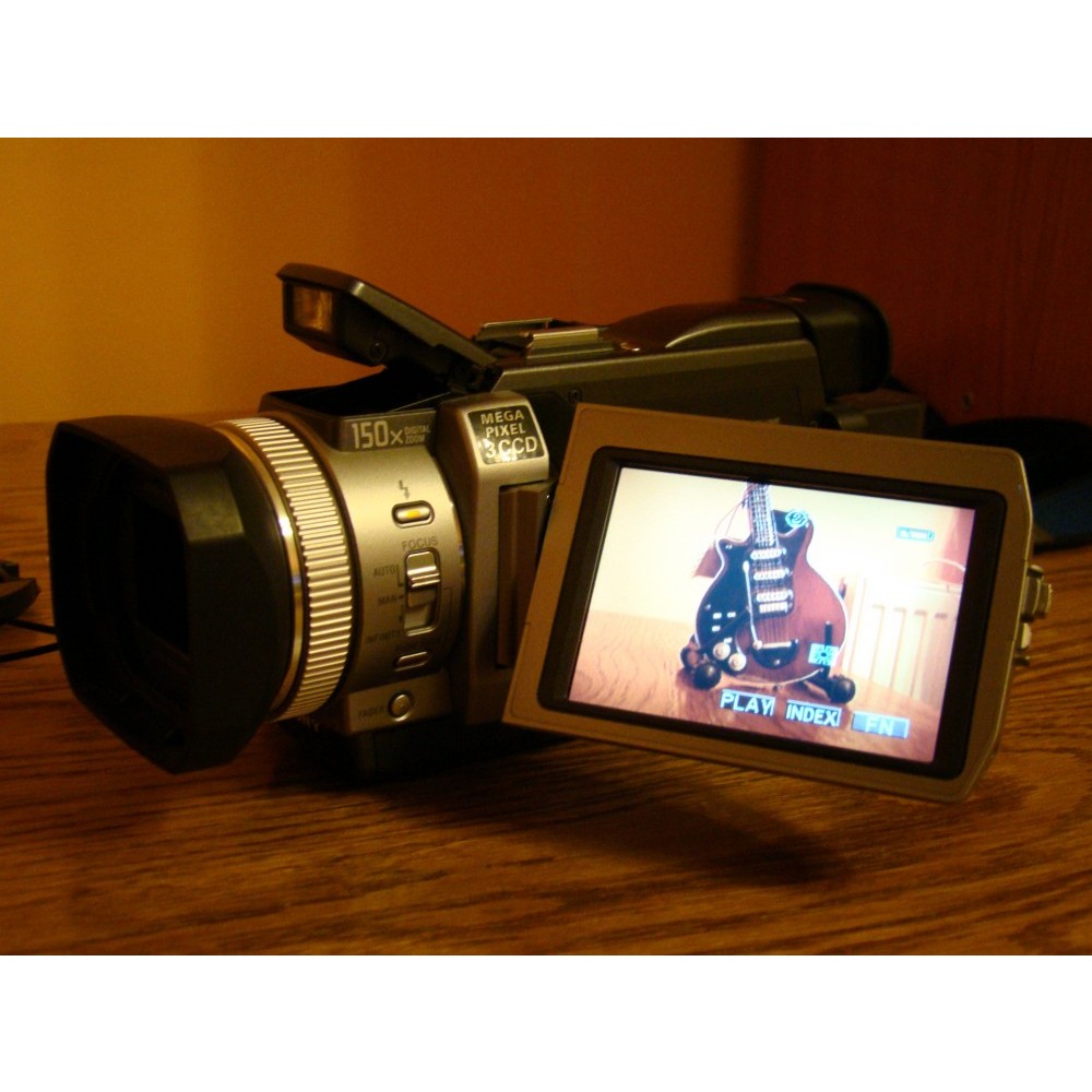 VAND CAMERA VIDEO SONY DCRTRV950E, DCR TRV 950 E MINIDV (CA SI NOUA