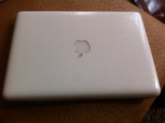 apple macbook alb 13&amp;#039;&amp;#039; 2011, 500GB hdd, 2GB RAM, nu porneste foto