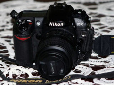 Nikon D200,obiectiv 18-55VR nou,geanta foto