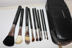 Trusa set 9 pensule MAC machiaj make-up foto