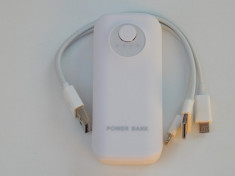 Baterie externa MicroUsb Alba Power Bank 5600mAh pentru (Samsung si alte telefoane ) iphone 4, 4S, 5, 5s, si iOS 7 Cod 08 foto