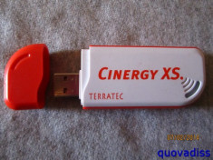 Tuner usb analog &amp;amp;digital terestrial ; dvb-t tv Model : terratec cinergy xs foto