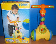 Tomy - Pic N Pop - Play to Learn - jucarie cu bile pretabila interior/exterior - cu cutie foto