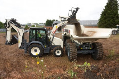 Buldoexcavator TEREX - Anglia NOU - Super Oferta! foto