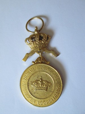 MEDALIA BELGIANA MUNCA SI PROGRES foto