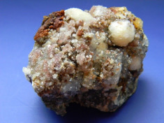 Specimen minerale - CALCITA PE SIDERIT CU LIMONIT foto