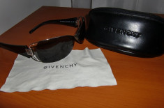 Ochelari de soare Givency 100% originali foto