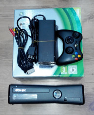 Xbox360 slim, modat rgh, 320G hard, joystick wireless, GTA5 _FIFA15 foto