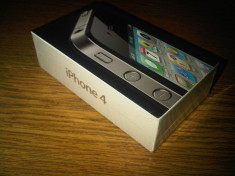 iPhone 4 8GB Negru / Black - Sigilat - Necodat - Neverlocked - NOU foto