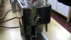 Espressor manual Philips Saeco Poemia HD8323/39, Dispozitiv spumare, 15 Bar, 1 l, Negru foto