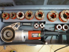 Ridgid 690 , Filiera Electrica pentru Tevi , Aparat de Filetat , Clupa Electrica Pentru Filetat Tevi foto