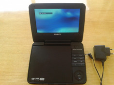 Vand dvd player portabil marca Philips model PD7000B/12 foto