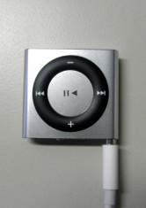 Cablu date incarcator ipod shuffle generatia 4 foto