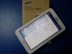 Tableta Samsung Tab 3 Lite 3G Model T111 cutie foto