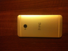 HTC One (M7) foto