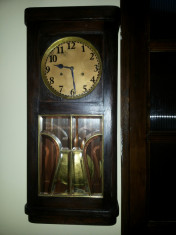 pendula Wiener / ceas de perete cu pendul foto