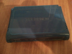 Router Broadband Trendnet (Fara wireless) foto