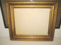 Rama aurie veche Biedermeier cu ochiuri din lemn aurit, pentru tablou, oglinda. foto