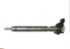 Injector motorina complet motor 3,0 D Iveco foto