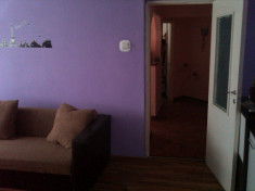 vand apartament 2 camere foto