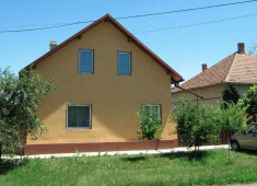 Casa in Dombegyhaz, Ungaria, foarte aproape de ARAD foto