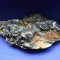 Specimen minerale - CALCITA NEAGRA CU INCLUZIUNE DE JEMSONIT, SIDERIT SI LIMONIT