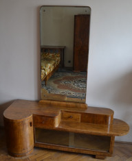 Toaleta stil Art Deco din lemn de nuc; Dulap cu sertare, usa, oglinda si geamuri; Comoda bine compartimentata foto