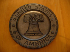Platou de zinc UNITED STATES OF AMERICA, simbol national in relief- vezi foto foto