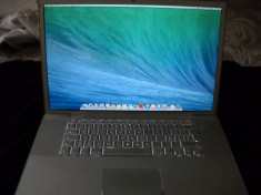 MacBook Pro 17-inch impecabil foto