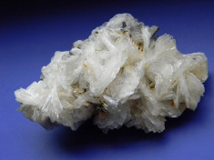 Specimen minerale - BARITINA PE STIBINA foto