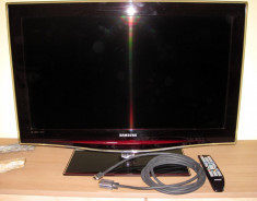 Televizor LCD Samsung 32&amp;quot; Full HD foto