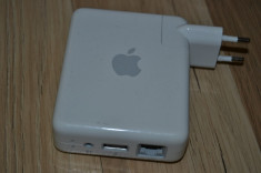 APPLE AIRPORT EXPRESS A1088 DEFECT - NU PORNESTE, PENTRU PIESE foto