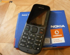 Nokia 100 foto