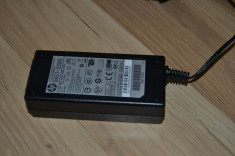 ALIMENTATOR / INCARCATOR HP INVENT 32V 750mA MODEL 0957-2280 MUFA MOV foto