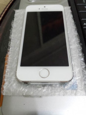 IPHONE 5s,SILVER,16 GB,IMPECABIL,NEVERLOCKED (DOAR PREDARE PERSONALA IN FOCSANI,BUZAU,BRAILA) foto